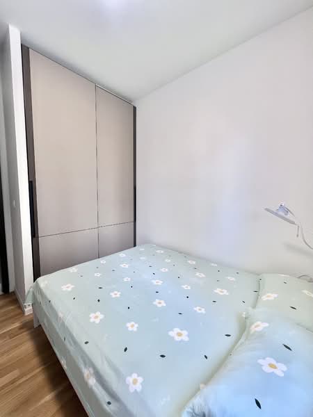 Clavon Condominium For Sale at S$ 2,650,000 | PropertyGuru Singapore - Bedroom