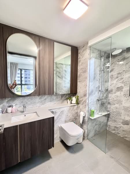 Clavon Condominium For Sale at S$ 2,650,000 | PropertyGuru Singapore - Bathroom
