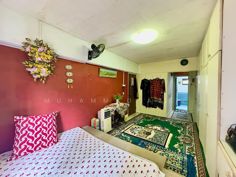 306 Ang Mo Kio Avenue 1 HDB Flat For Sale at S$ 748,888 | PropertyGuru Singapore - MasterBedroom