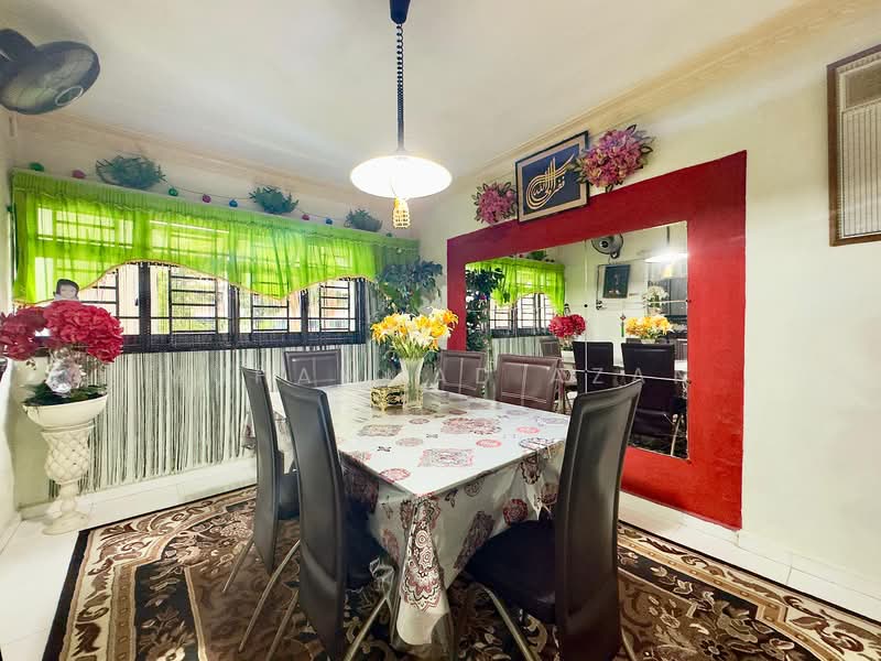 306 Ang Mo Kio Avenue 1 HDB Flat For Sale at S$ 748,888 | PropertyGuru Singapore - Dining Room