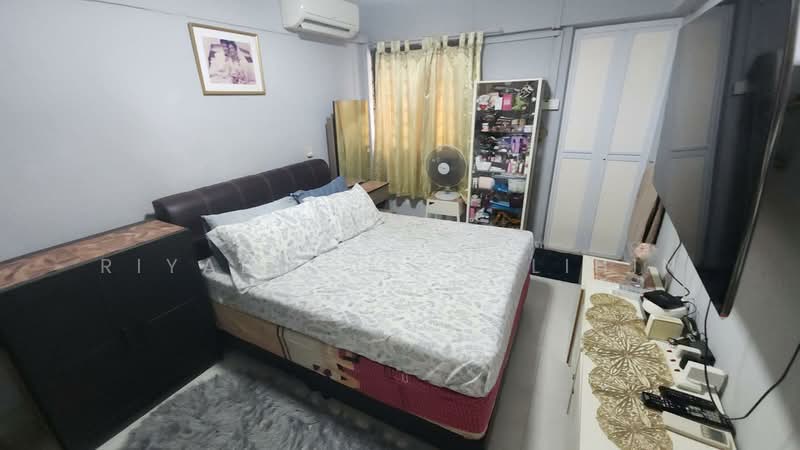 92 Bedok North Avenue 4 HDB Flat For Sale at S$ 490,000 | PropertyGuru Singapore - Bedroom