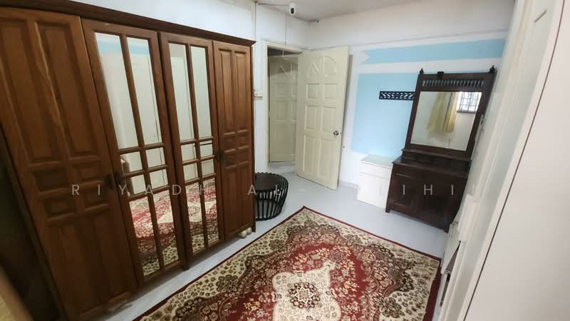 92 Bedok North Avenue 4 HDB Flat For Sale at S$ 490,000 | PropertyGuru Singapore - Bedroom