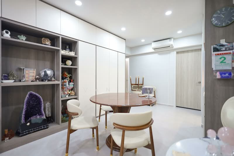 Edelweiss Park Condo Condominium For Sale at S$ 2,580,000 | PropertyGuru Singapore - Dining Room