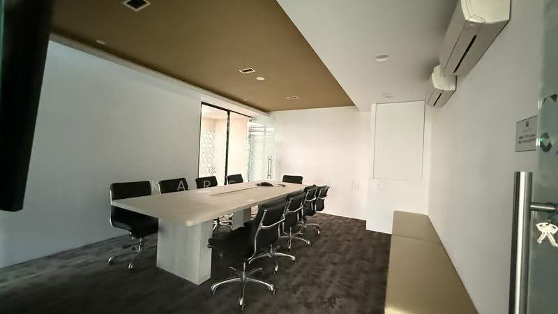Apex @ Henderson, 201 Henderson Road Singapore, Alexandra / Commonwealth, 8,000 sqft, Light Industrial (B1) For Rent, by Karen Tang, 500100317 - Interior - CommercialGuru.com.sg