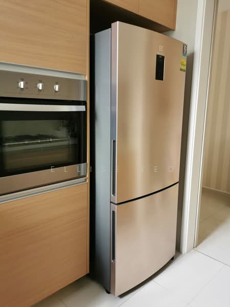 Sea Esta, 20 Pasir Ris Link, 2 Bedrooms, 818 sqft, Condominium For Rent, by Ellise Yeo, 500100323 - Kitchen - PropertyGuru.com.sg
