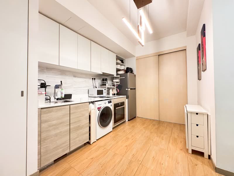 The Alps Residences Condominium For Sale at S$ 799,999 | PropertyGuru Singapore - Kitchen (Enclosable)