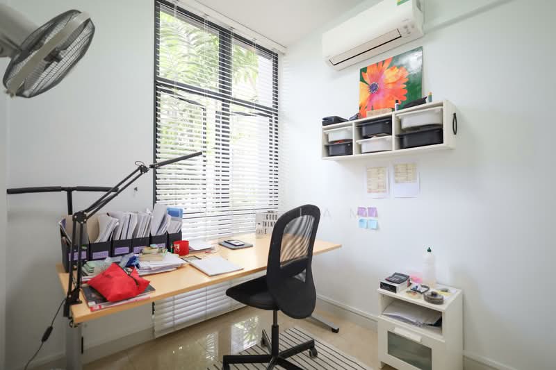 East Meadows Condominium For Sale at S$ 2,050,000 | PropertyGuru Singapore - Study