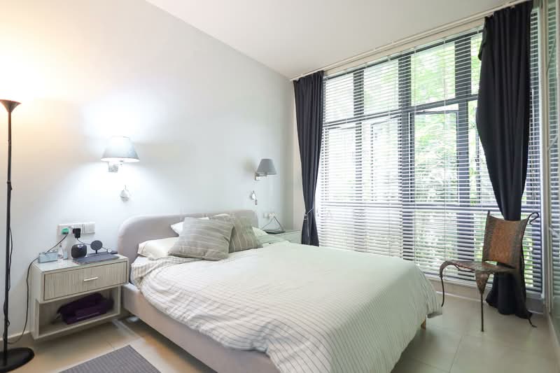 East Meadows Condominium For Sale at S$ 2,050,000 | PropertyGuru Singapore - Bedroom