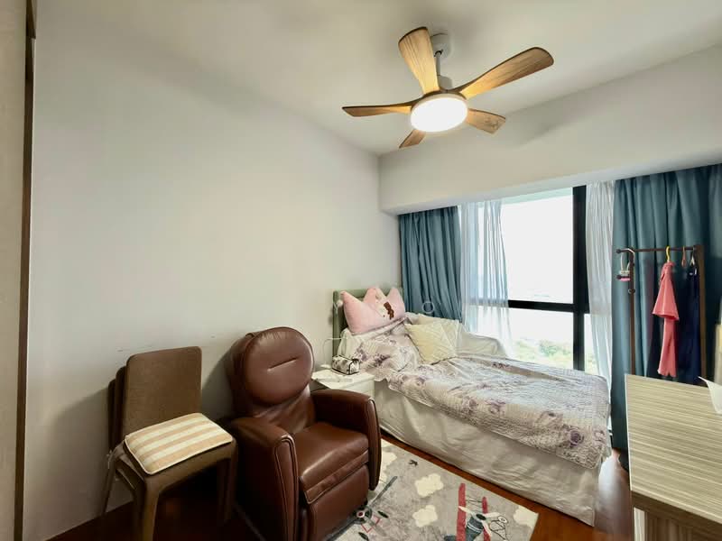 Seaside Residences, 18 Siglap Link, 4 Bedrooms, 1,733 sqft, Apartment For Rent, by Daryl Ou, 500100340 - Bedroom - PropertyGuru.com.sg