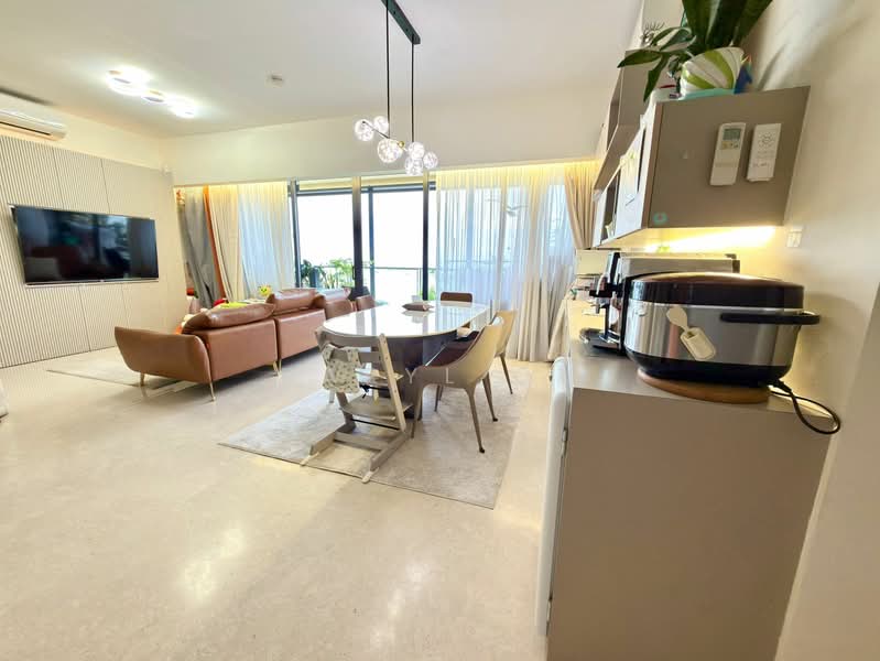 Seaside Residences, 18 Siglap Link, 4 Bedrooms, 1,733 sqft, Apartment For Rent, by Daryl Ou, 500100340 - Living Room - PropertyGuru.com.sg