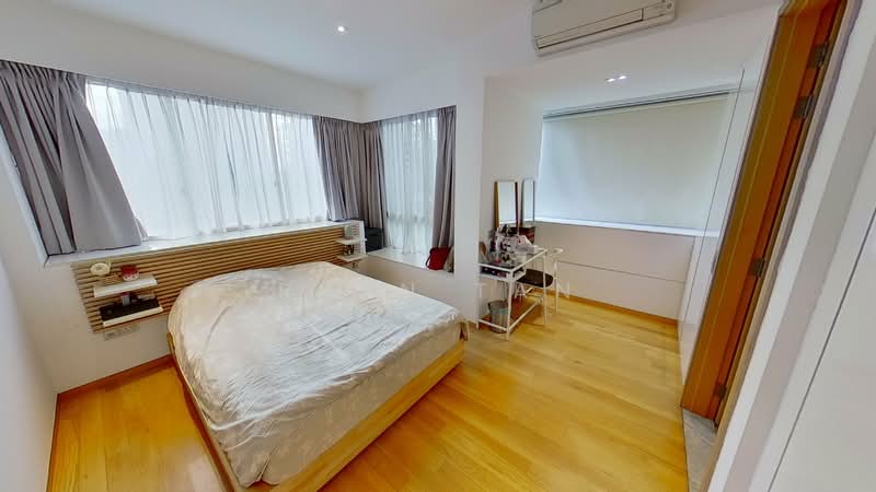 The Peak @ Cairnhill I Condominium For Sale at S$ 1,285,000 | PropertyGuru Singapore - Bedroom