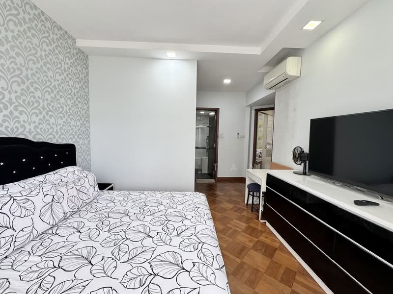 Hillington Green, 53 Hillview Avenue, 4 Bedrooms, 1,528 sqft, Condominium For Sale, by Ryan Tan, 500100357 - Bedroom - PropertyGuru.com.sg