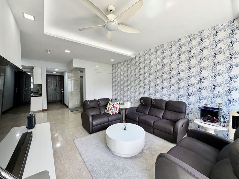 Hillington Green, 53 Hillview Avenue, 4 Bedrooms, 1,528 sqft, Condominium For Sale, by Ryan Tan, 500100357 - Living Room - PropertyGuru.com.sg