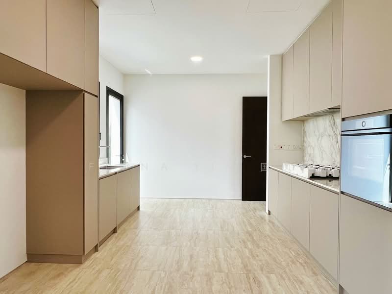 ❤️Price Reduced⭐️Brand New⭐️Move In Ready⭐️Fiona 国凤 8218☎️5108, Holland Grove Terrace, Grove Drive, Grove Crescent, Grove Lane, Holland Grove Drive, 6 Bedrooms, 12,110 sqft, Detached House For Sale, by Fiona Yin 国凤, 500100361 - Kitchen - PropertyGuru.com.sg