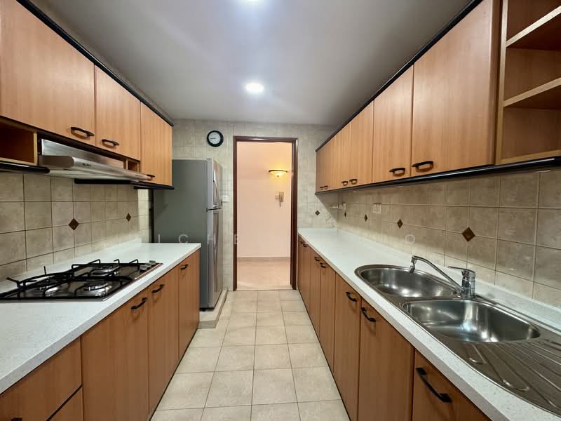 Simsville, 2 Geylang East Avenue 2, 2 Bedrooms, 969 sqft, Condominium For Rent, by Michelle Guo, 500100362 - Kitchen - PropertyGuru.com.sg