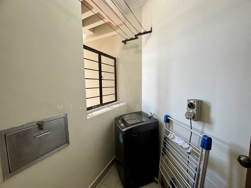 Simsville, 2 Geylang East Avenue 2, 2 Bedrooms, 969 sqft, Condominium For Rent, by Michelle Guo, 500100362 - Interior - PropertyGuru.com.sg