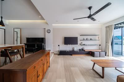 For Sale - Tembeling Grove