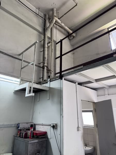 Pioneer Centre, 1 Soon Lee Street, 1,485 sqft, Factory / Workshop (B2) For Sale, by Michael Luo, 500100386 - Interior - CommercialGuru.com.sg