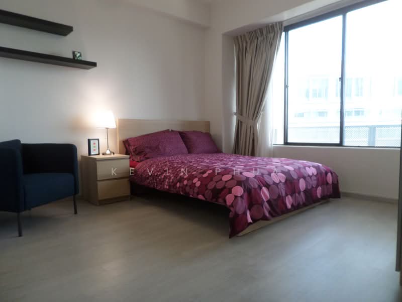 International Plaza Apartment For Sale at S$ 1,470,000 | PropertyGuru Singapore - Bedroom