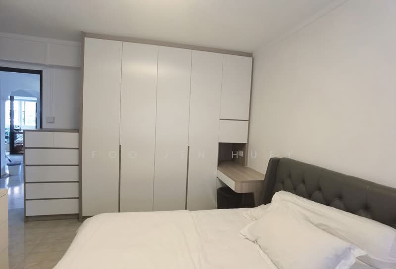 842F Tampines Street 82 HDB Flat For Sale at S$ 1,188,888 | PropertyGuru Singapore - Bedroom