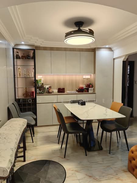 842F Tampines Street 82 HDB Flat For Sale at S$ 1,188,888 | PropertyGuru Singapore - Dining Room