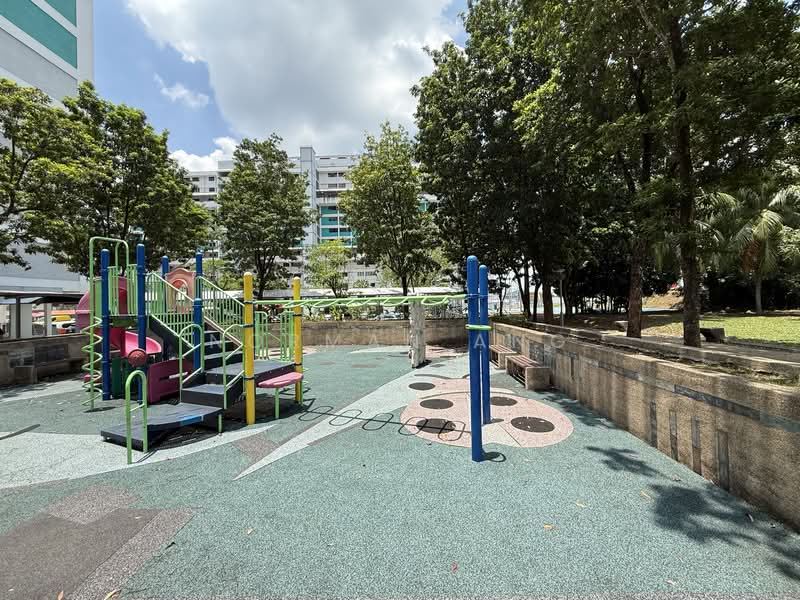 30 Marsiling Drive HDB Flat For Sale at S$ 399,999 | PropertyGuru Singapore - Exterior