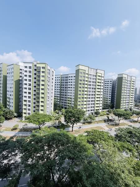 468A Yishun Street 43 HDB Flat For Sale at S$ 618,000 | PropertyGuru Singapore - Exterior