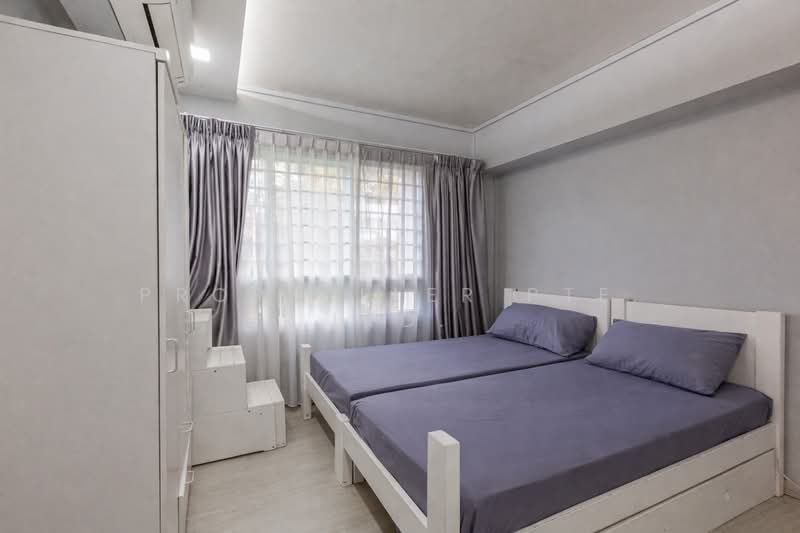 205 Pasir Ris Street 21 HDB Flat For Sale at S$ 900,000 | PropertyGuru Singapore - Bedroom