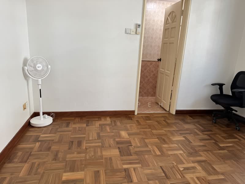 The Daffodil, 568 Upper East Coast Road, 3 Bedrooms, 1,001 sqft, Apartment For Rent, by Irene Peh, 500100421 - Interior - PropertyGuru.com.sg