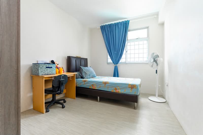 815C Choa Chu Kang Avenue 7 HDB Flat For Sale at S$ 630,000 | PropertyGuru Singapore - Bedroom