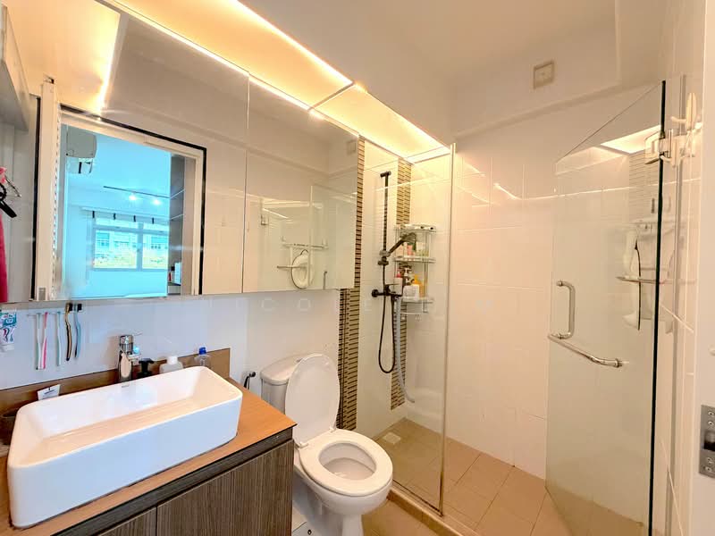 332A Anchorvale Link, 332A Anchorvale Link, 3 Bedrooms, 1,206 sqft, HDB Flat For Sale, by Nicole Lim, 500100430 - Bathroom - PropertyGuru.com.sg