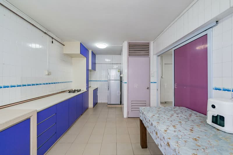 430 Bukit Panjang Ring Road HDB Flat For Sale at S$ 488,000 | PropertyGuru Singapore - Kitchen