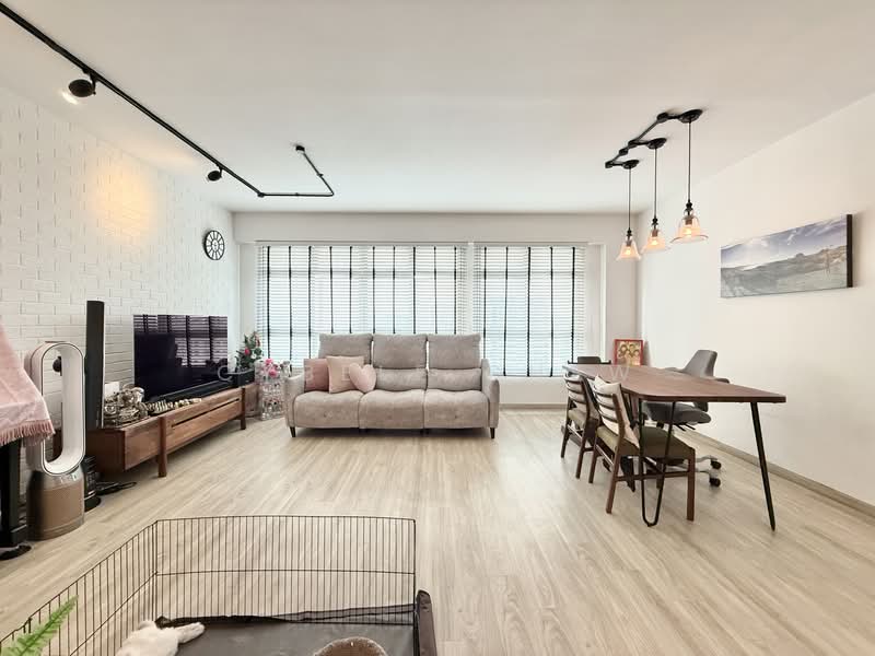 440A Fernvale Link HDB Flat For Sale at S$ 838,000 | PropertyGuru Singapore - Living Room
