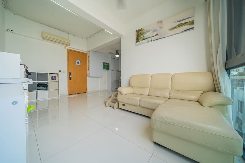 21 Richards Apartment For Sale at S$ 1,630,000 | PropertyGuru Singapore - Living Room