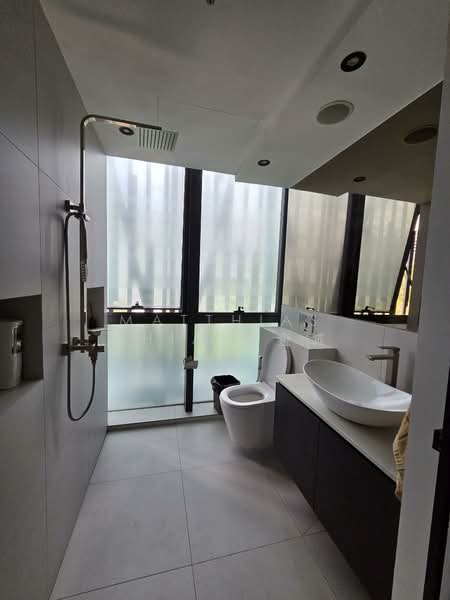 M38, 38 Jalan Pemimpin, 1,722 sqft, Light Industrial (B1) For Sale, by Matthias Chia 谢金城, 500100455 - Bathroom - CommercialGuru.com.sg