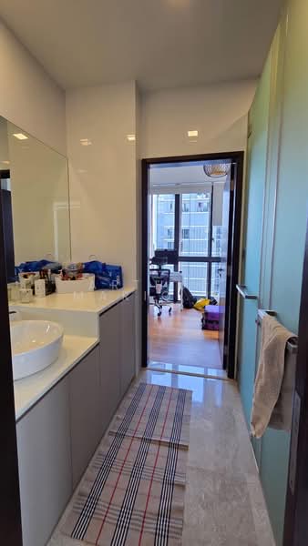 The Hillier, 6 Hillview Rise, 2 Bedrooms, 840 sqft, Condominium For Rent, by Arthur Mario Tan, 500100460 - Bathroom - PropertyGuru.com.sg