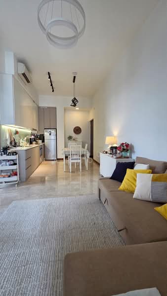 The Hillier, 6 Hillview Rise, 2 Bedrooms, 840 sqft, Condominium For Rent, by Arthur Mario Tan, 500100460 - Living Room - PropertyGuru.com.sg
