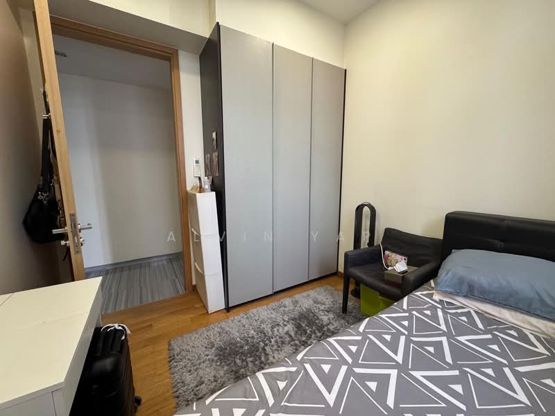 Cube 8 Condominium For Sale at S$ 2,880,000 | PropertyGuru Singapore - Bedroom