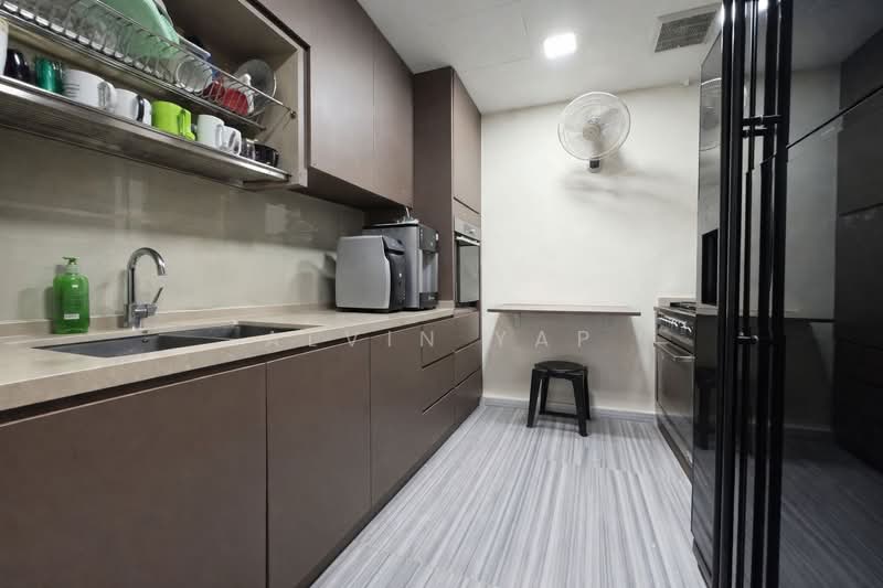 Cube 8 Condominium For Sale at S$ 2,880,000 | PropertyGuru Singapore - Kitchen