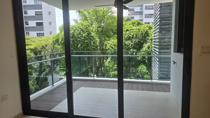 Treasure on Balmoral, 5 Balmoral Road, 4 Bedrooms, 2,002 sqft, Apartment For Sale, by Mel Peck 白春娇, 500100467 - Balcony - PropertyGuru.com.sg