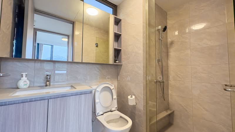 The Botany at Dairy Farm, 3 Dairy Farm Walk, 3 Bedrooms, 1,033 sqft, Condominium For Rent, by Phylicia Hoe, 500100476 - Bathroom - PropertyGuru.com.sg