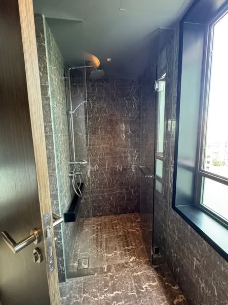 Principal Garden, 97 Prince Charles Crescent, 2 Bedrooms, 786 sqft, Condominium For Rent, by Jasmine Ye, 500100479 - Bathroom - PropertyGuru.com.sg