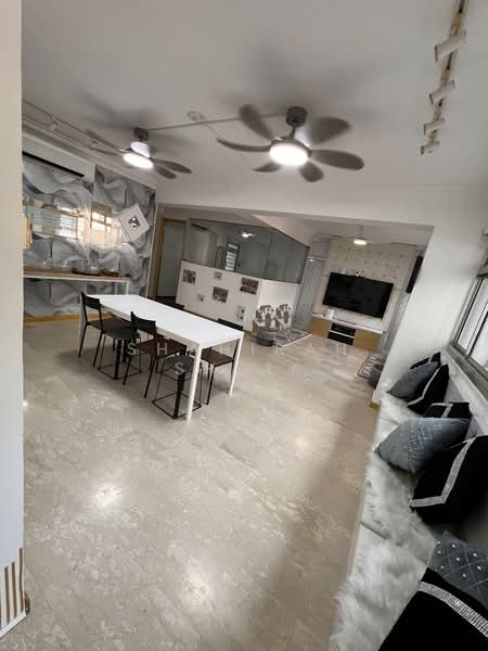 For Sale - 574 Pasir Ris Street 53