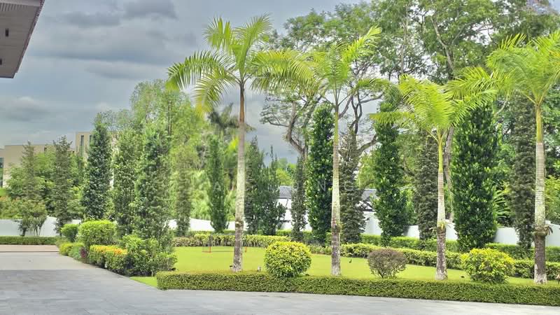 Modern GCB at Tanglin Hill For Lease, Tanglin Hill, 7 Bedrooms, 14,500 sqft, Good Class Bungalow For Rent, by Jac Ong, 500100499 - Exterior - PropertyGuru.com.sg