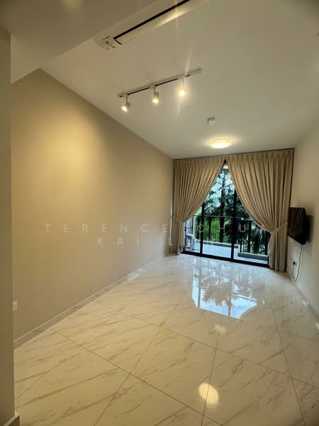 Le Quest Condominium For Sale at S$ 815,000 | PropertyGuru Singapore - Balcony