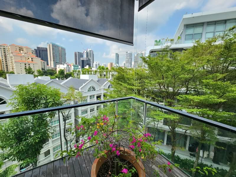 Belle Vue Residences Condominium For Sale at S$ 4,628,000 | PropertyGuru Singapore - Balcony