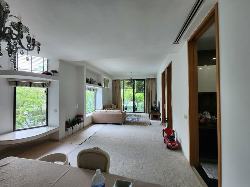 Belle Vue Residences Condominium For Sale at S$ 4,628,000 | PropertyGuru Singapore - Living Room