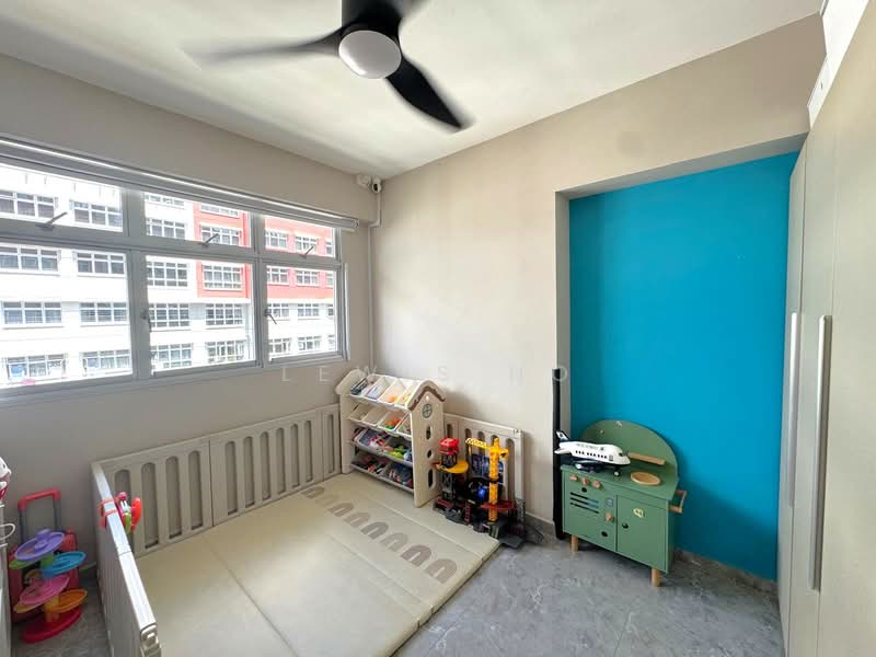 153C Bedok South Road, 153C Bedok South Road, 3 Bedrooms, 1,001 sqft, HDB Flat For Sale, by Lewis Ho, 500100519 - Bedroom - PropertyGuru.com.sg