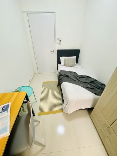 Dover Parkview, 36 Dover Rise, Room Rental, 110 sqft, Condominium For Rent, by Steve Voon, 500100523 - R3 - PropertyGuru.com.sg