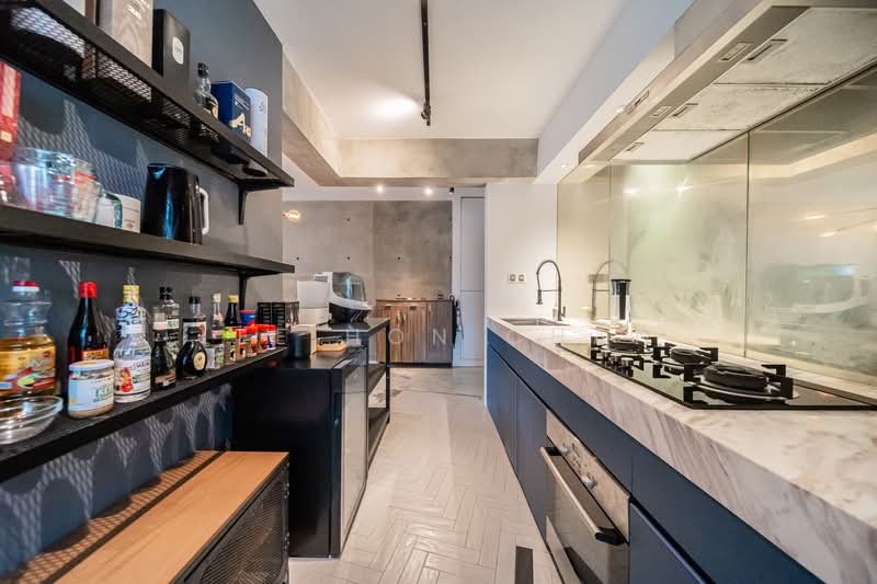 8C Upper Boon Keng Road HDB Flat For Sale at S$ 1,050,000 | PropertyGuru Singapore - Kitchen